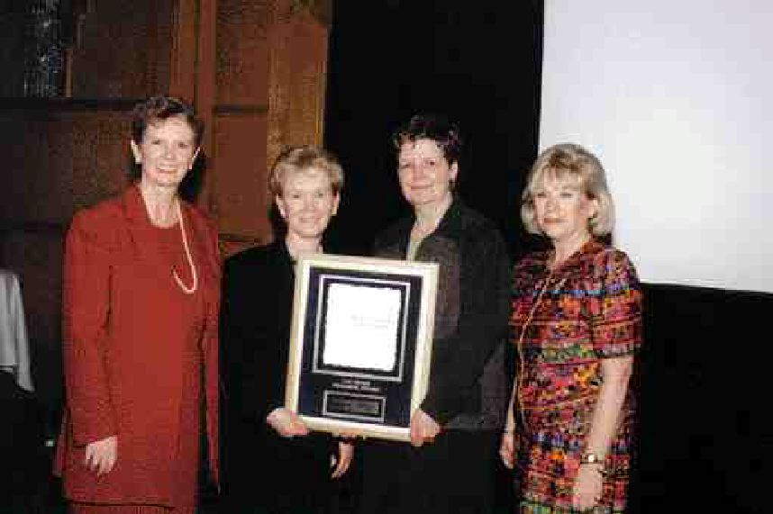 News (May 01, 2000) Image