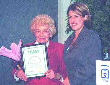 News (July 01, 2001) Image