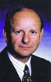 Royal consolidates Quebec and trucking business Image