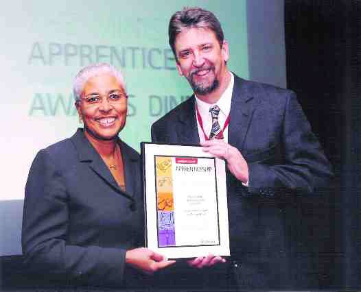 On the Move (June 01, 2004) Image