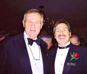 Views (December 01, 2004) Image