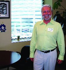 Views (August 01, 2006) Image