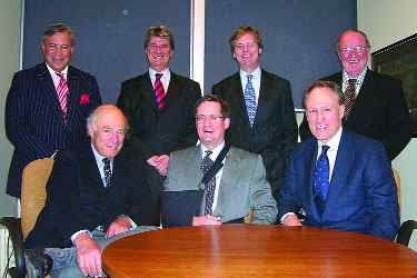 Views (April 01, 2007) Image