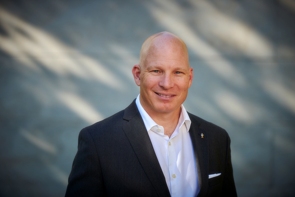 Evolving with Customers Image