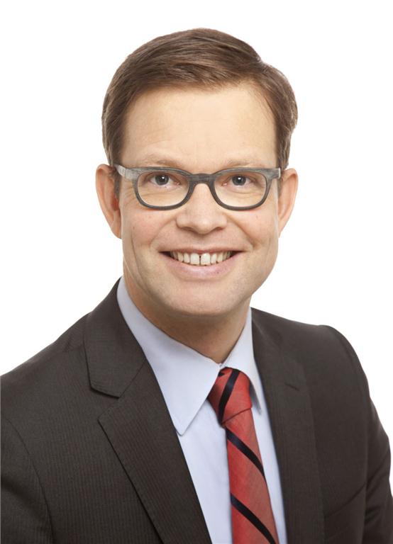 Moves and Views Image