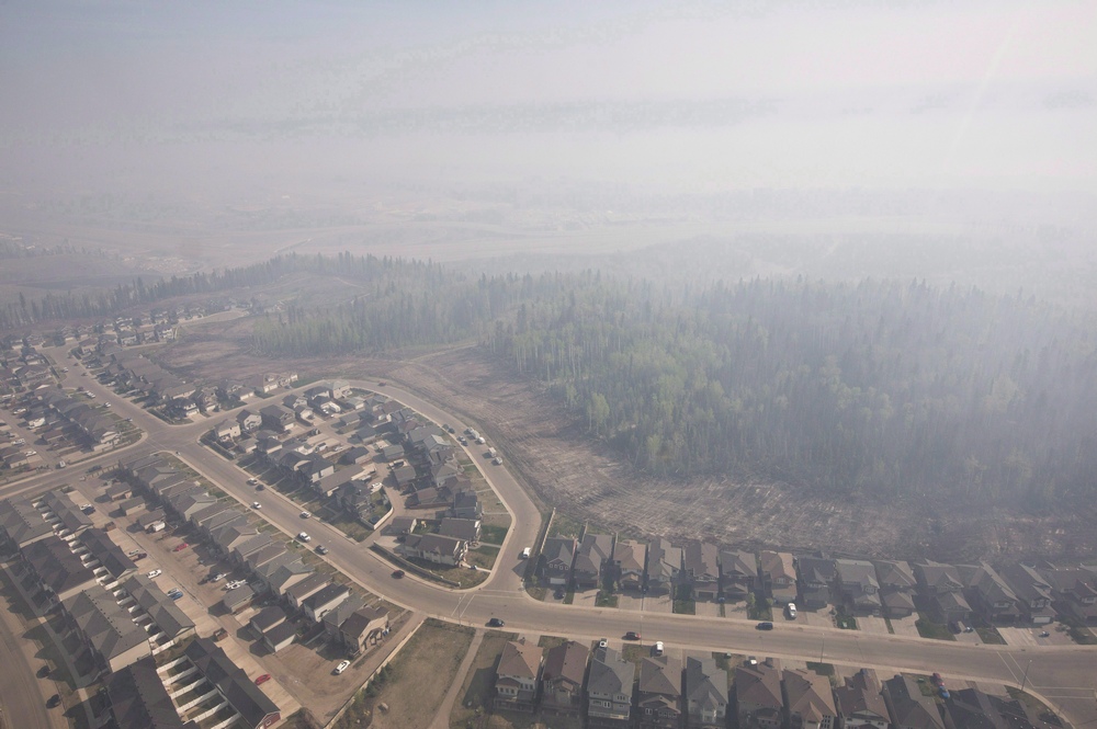 Homes not safe: Alberta premier says return to Fort McMurray delayed for some Image