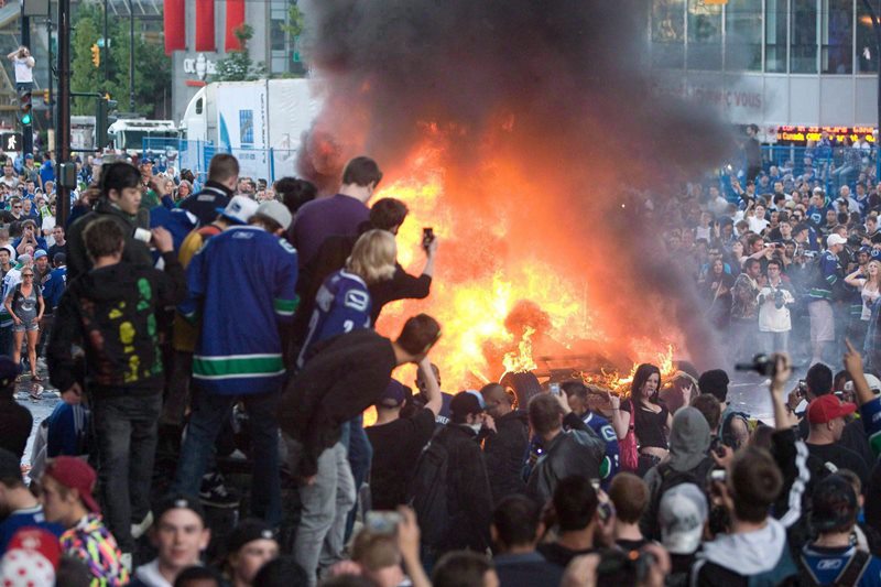 2011 Vancouver Stanley Cup rioters found jointly liable for auto damage Image