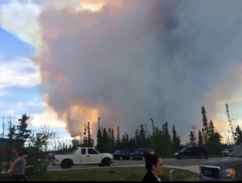 Manitoba wildfires force evacuation of more than 2,000 people Image