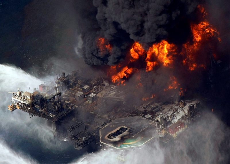 BP faces further US$2.5 billion charge over 2010 Deepwater Horizon spill, total cost at US$61.6 billion Image