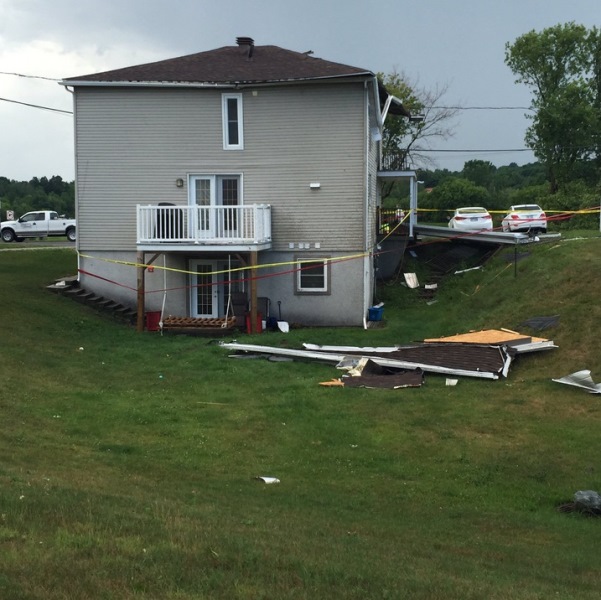 Thousands without power in Quebec after brief wind storm Image