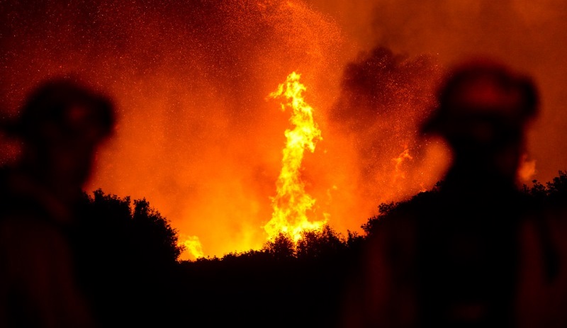 Southern California forest fire triples in size Image