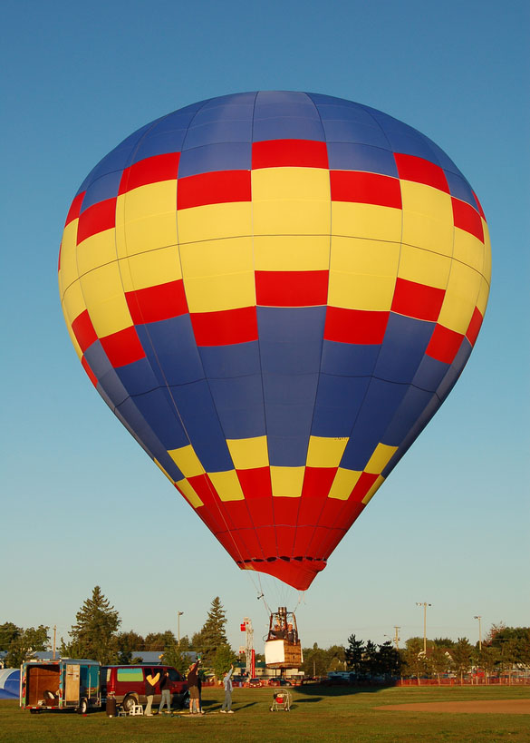 Transportation Safety Board of Canada pushes for more hot air balloon safety regulations Image