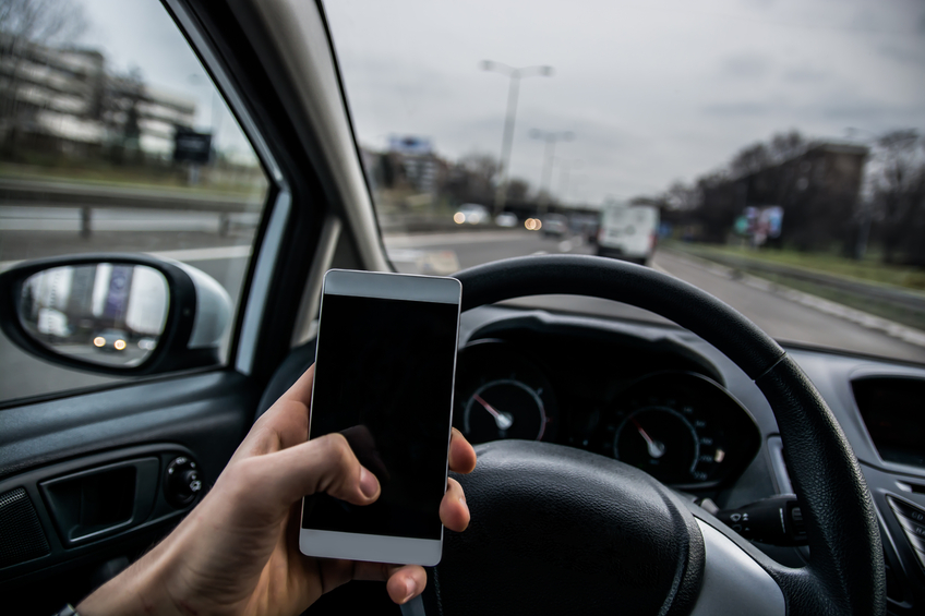 52% of American transportation firms surveyed worry about distracted driving: Travelers Image