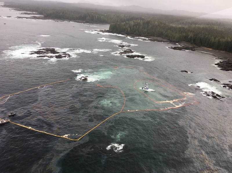Storms hamper attempt to clean up, contain fuel spill off B.C. coast Image