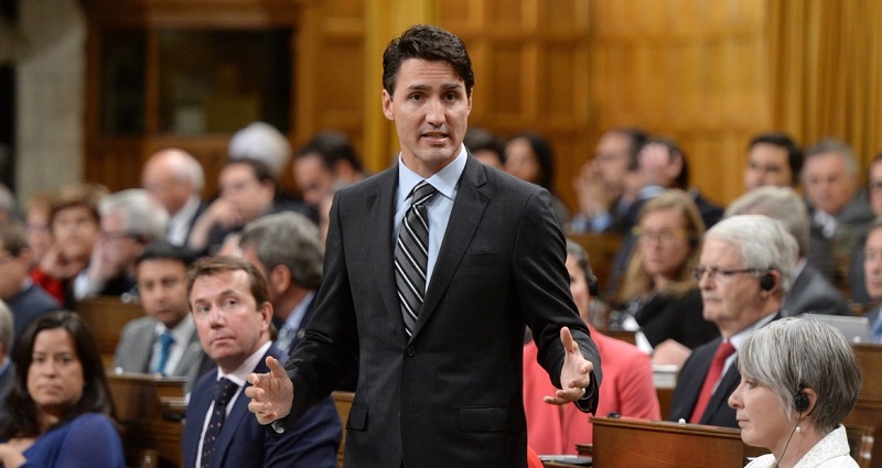 National carbon price to be $10 a tonne in 2018, $50 by 2022, Trudeau says Image