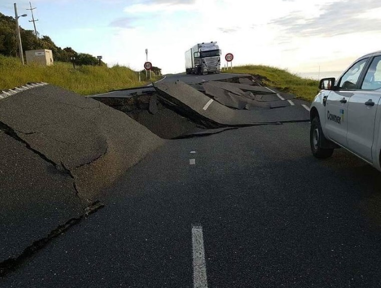 At least two dead in 7.8-magnitude New Zealand quake, widespread damage reported Image