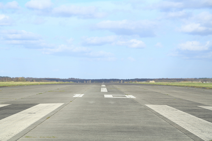 Runway end safe areas should meet international standards: TSB Image