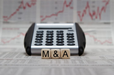 Continued consolidation in Canadian broker and carrier spaces could create absence of mid-sized players: KPMG conference speaker Image