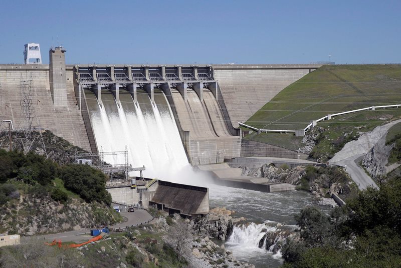 Two U.S. dams illustrate challenge of maintaining older designs Image