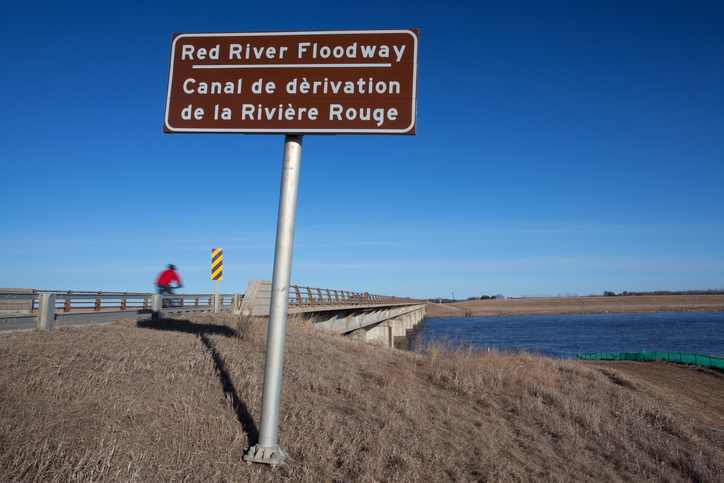 Manitoba’s flood fears ease a bit with dry weather Image