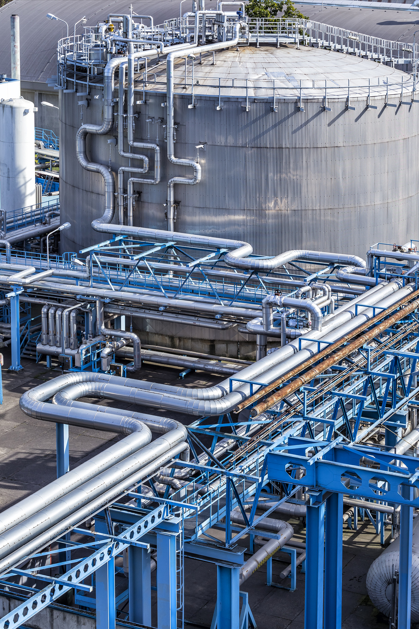 Acetylene explosion at Newfoundland refinery results in mischief charges Image