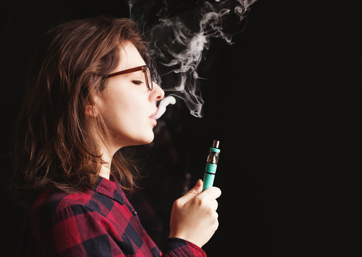 Bill proposing nation-wide regulation of electronic cigarettes referred to Senate committee Image