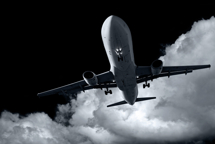 Child restraint systems in commercial aviation should be mandatory: TSB Image