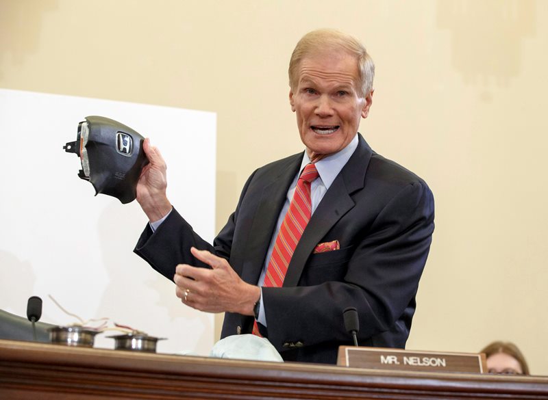 Two-thirds of defective Takata airbags still not repaired, U.S. senator reports Image