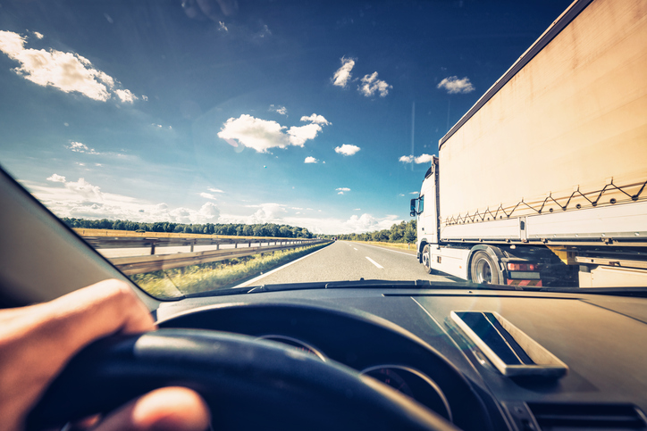 Alberta’s traffic safety campaign in June to focus on differences between commercial and smaller passenger vehicles Image