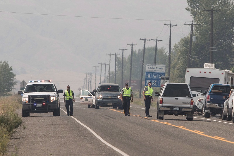 Unrelenting heat, wind and lightning keeping firefighters, homeowners anxious in B.C. Image