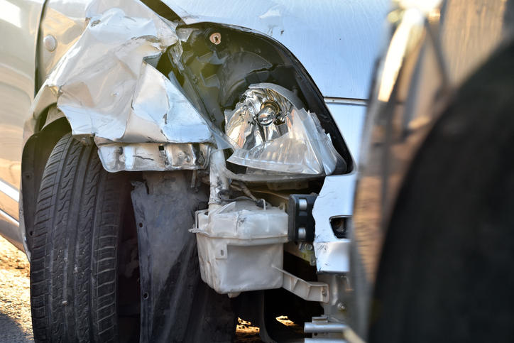 Resisting auto accident cash settlements in Ontario could escalate disputes: Lawyer Image