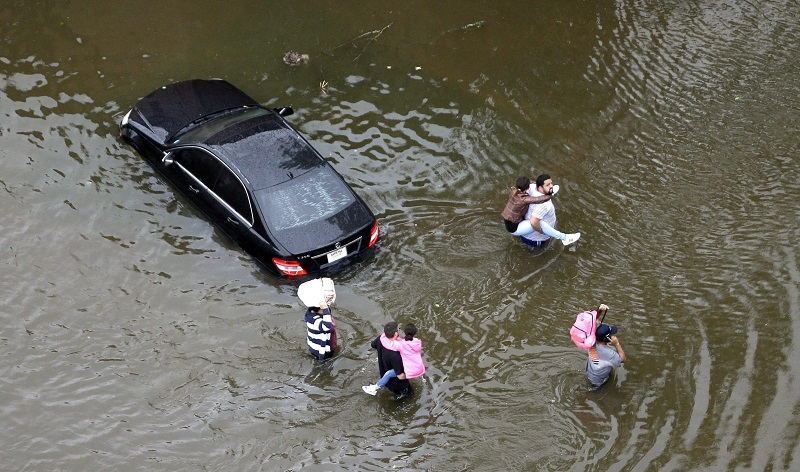 Swiss Re estimates losses from recent hurricanes, Mexico earthquakes at US$3.6 billion Image