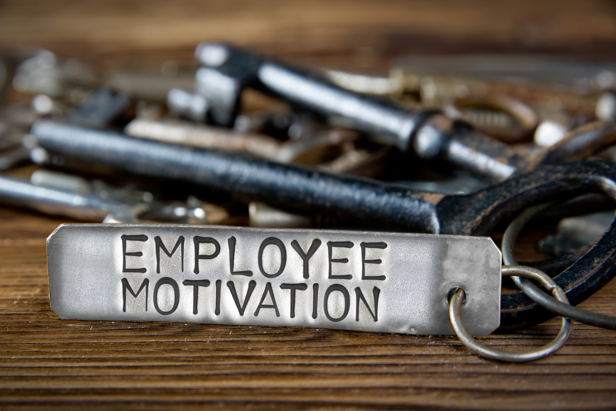 ‘Tis the season to recognize employees for a job well done Image