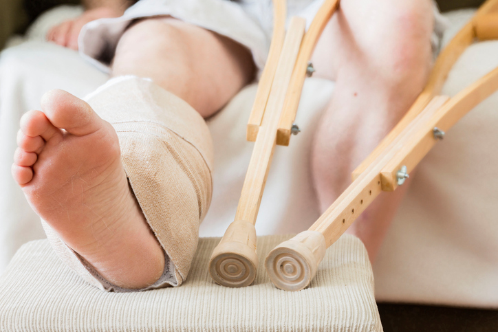 Should accident benefits for minor injuries be optional? Image