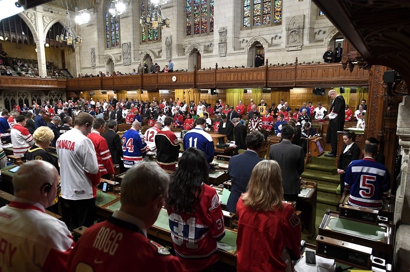 Ottawa considered speeding up new seatbelt rule after Broncos crash: documents Image