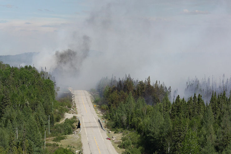 Dozens of forest fires continue in northern Ontario Image