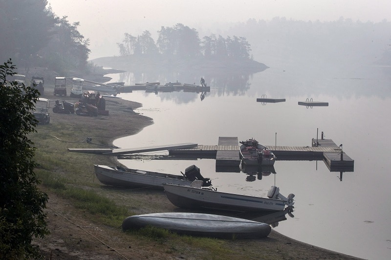 Residents leave homes as Ontario forest fires burn Image