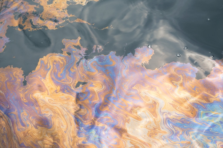 Diesel fuel leaks into river after fatal train derailment Image