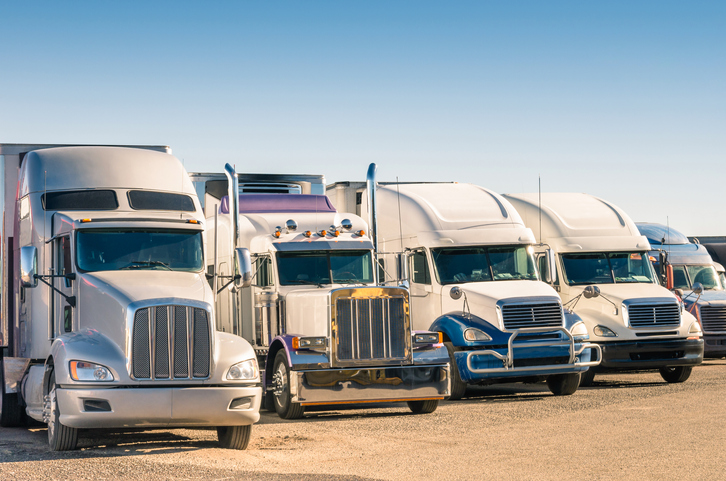 Alberta extends deadline for farm workers to get mandatory truck driver training Image
