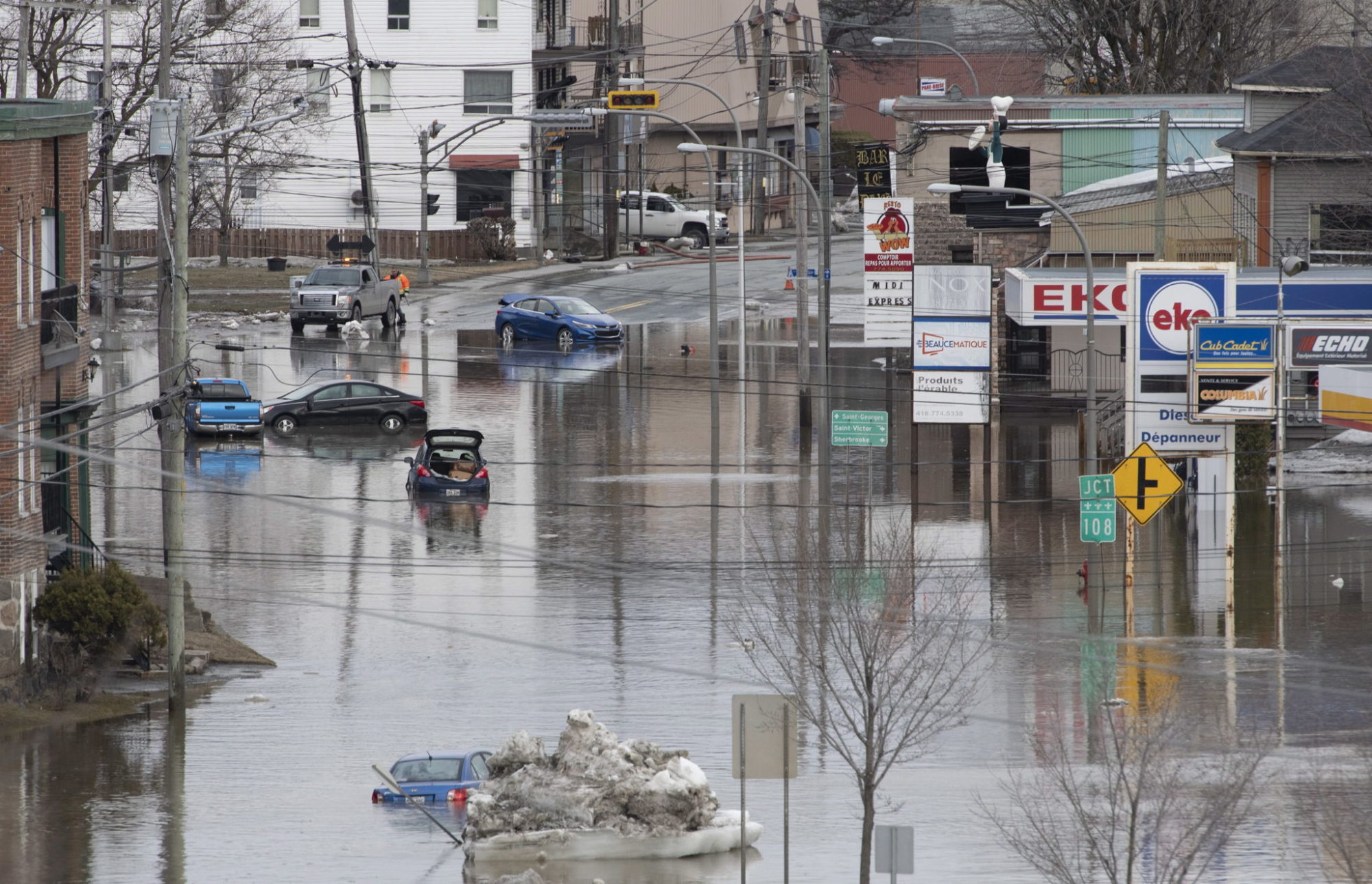 Flooding fears persist in Quebec town after worst deluge in 48 years Image