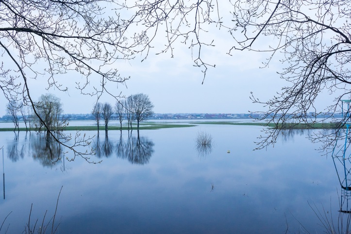 Feds to relocate Ontario First Nation community that was built in a flood plain Image