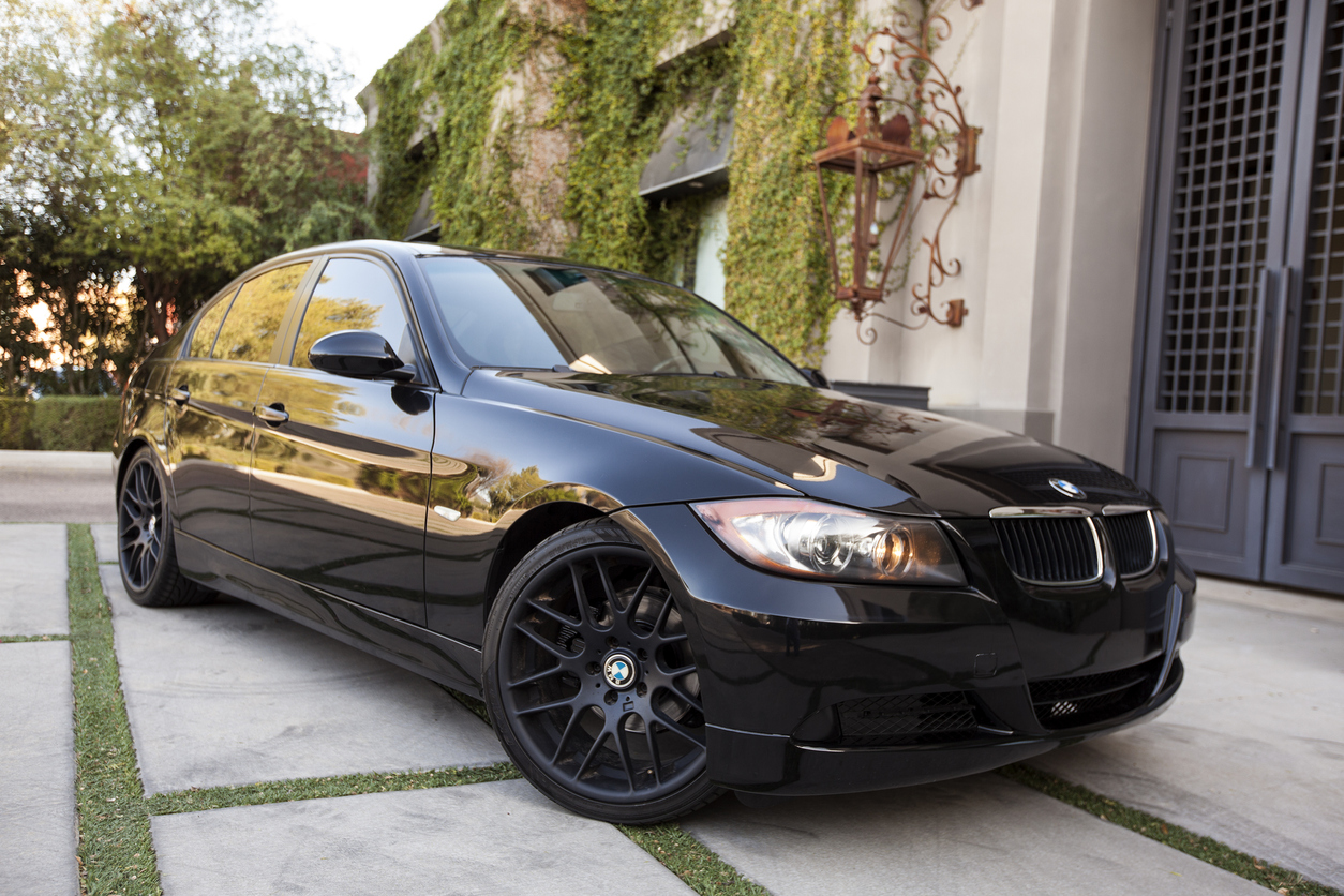 BMW adds nearly 185,000 vehicles to recall over fire risk Image