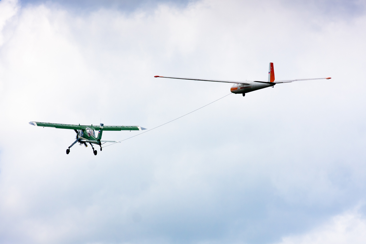 Two dead after tow plane and glider collide in southern Alberta Image