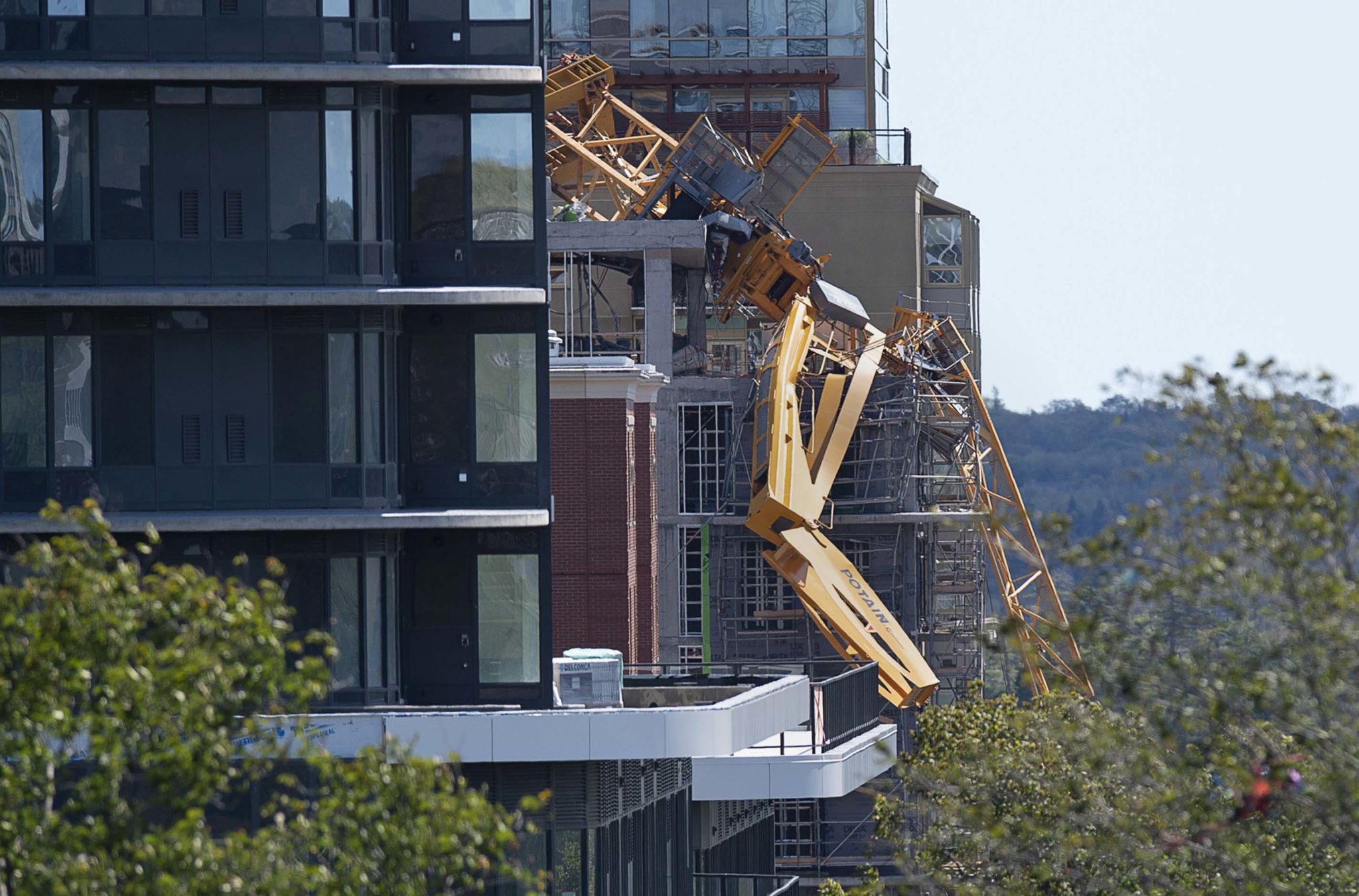Removing crane downed in Halifax during Dorian cost $2 million: minister Image