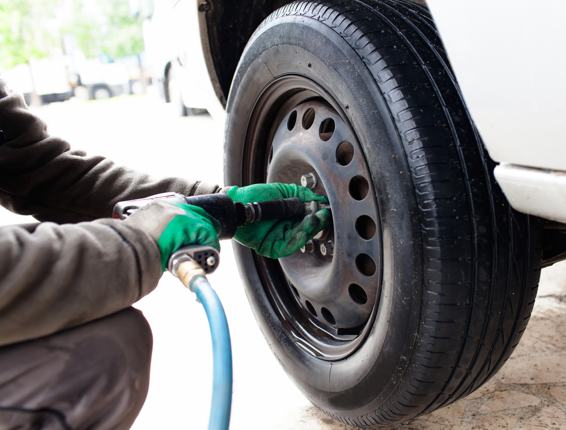 Which way is winter tire usage trending in Canada? Image