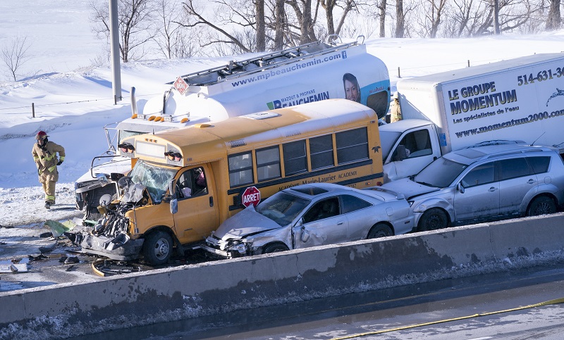 Two dead, others seriously injured in 200-car pileup south of Montreal Image