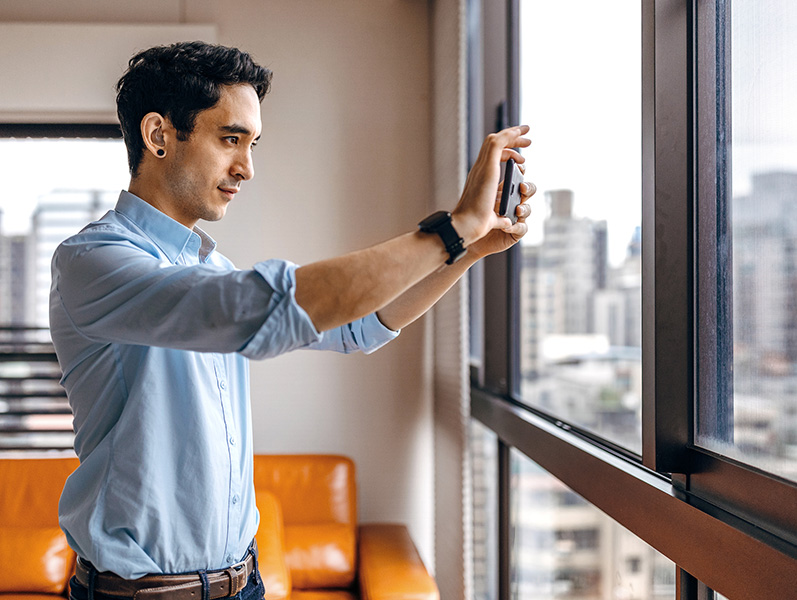 How a smart phone can drive efficiency in the claims process Image