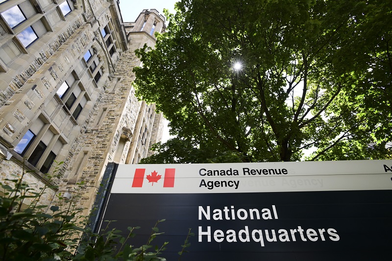 Complaints spike as taxpayers’ watchdog to review CRA handling of locked accounts Image
