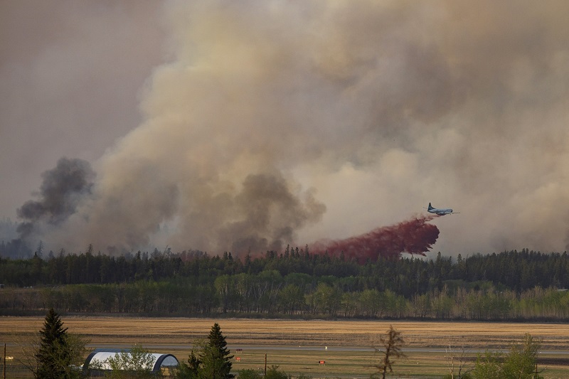 Saskatchewan wildfire grows, forcing evacuations to expand Image