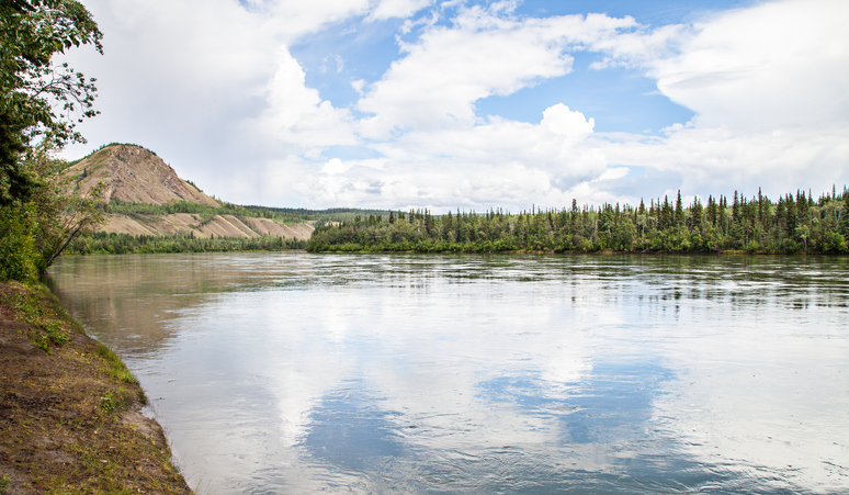 100-year flood level on Yukon River prompts warning to village of Carmacks Image